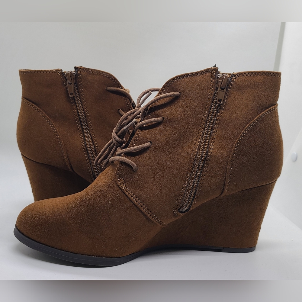 Brown Wedge Bootie Size 10